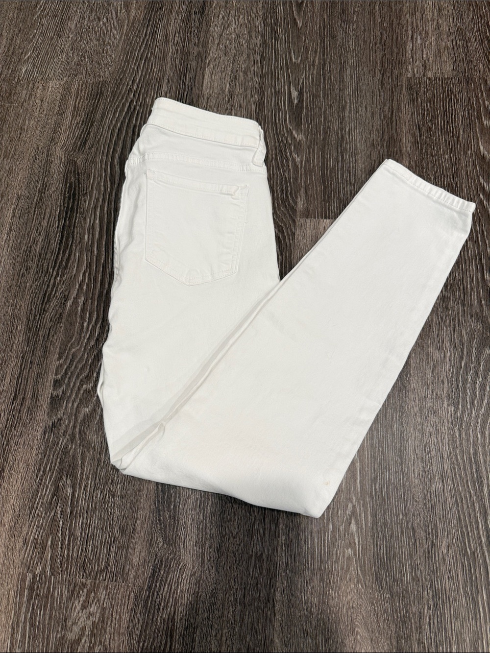 Kut from the Kloth straight leg jeans size-8